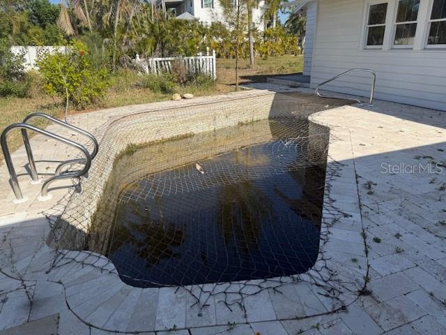 Image 4 of 21 For 617 Siesta Drive