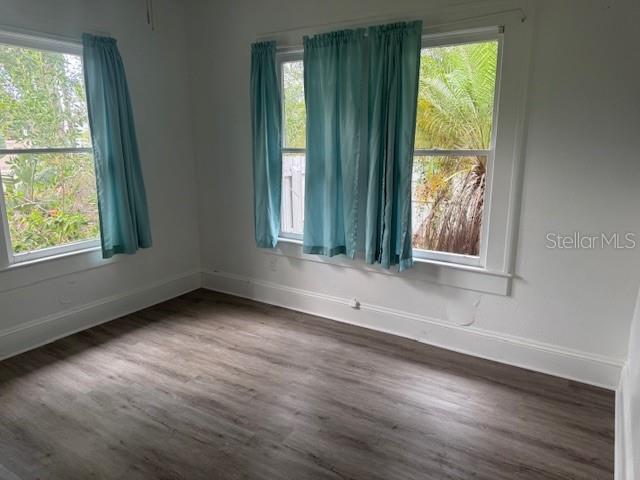 Image 9 of 21 For 617 Siesta Drive