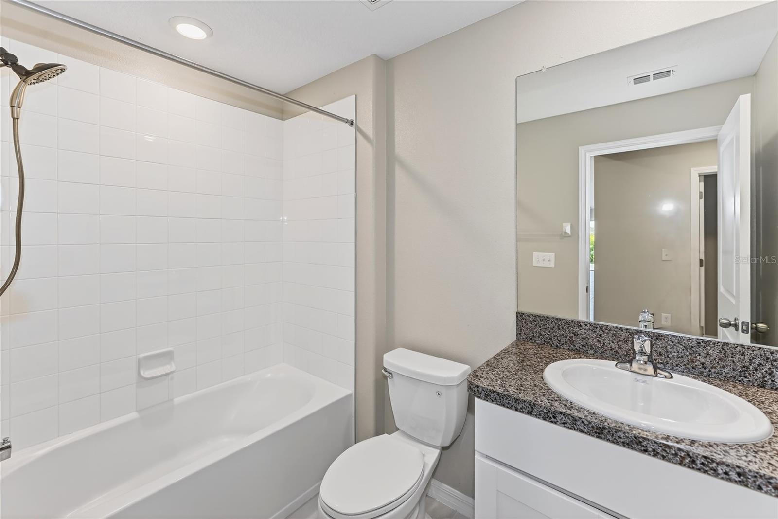 Image 16 of 36 For 16751 Delia Street