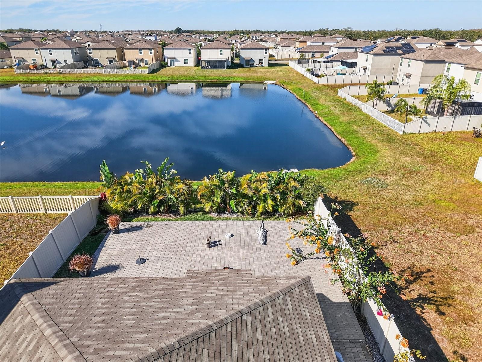 Image 22 of 36 For 16751 Delia Street