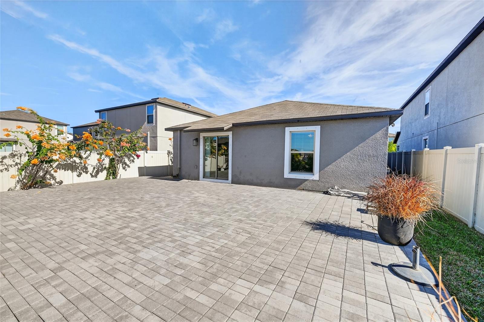 Image 28 of 36 For 16751 Delia Street