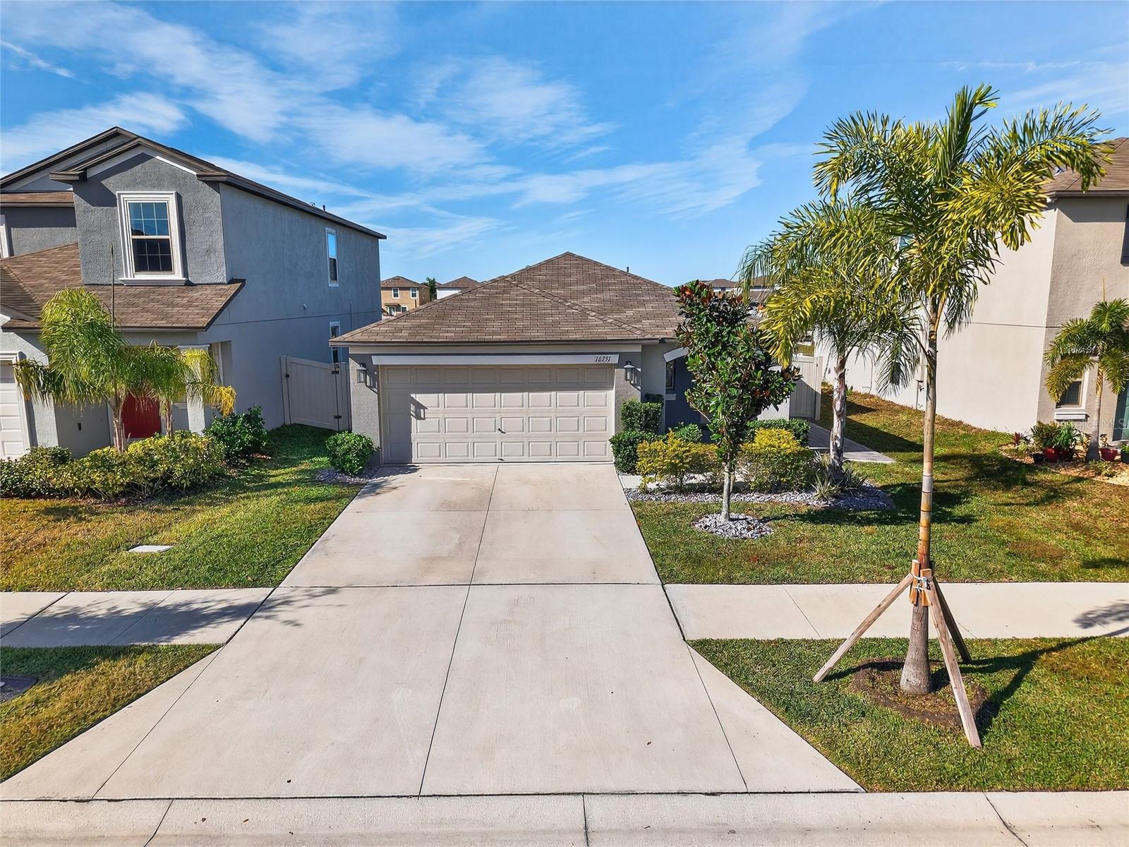 Image 29 of 36 For 16751 Delia Street