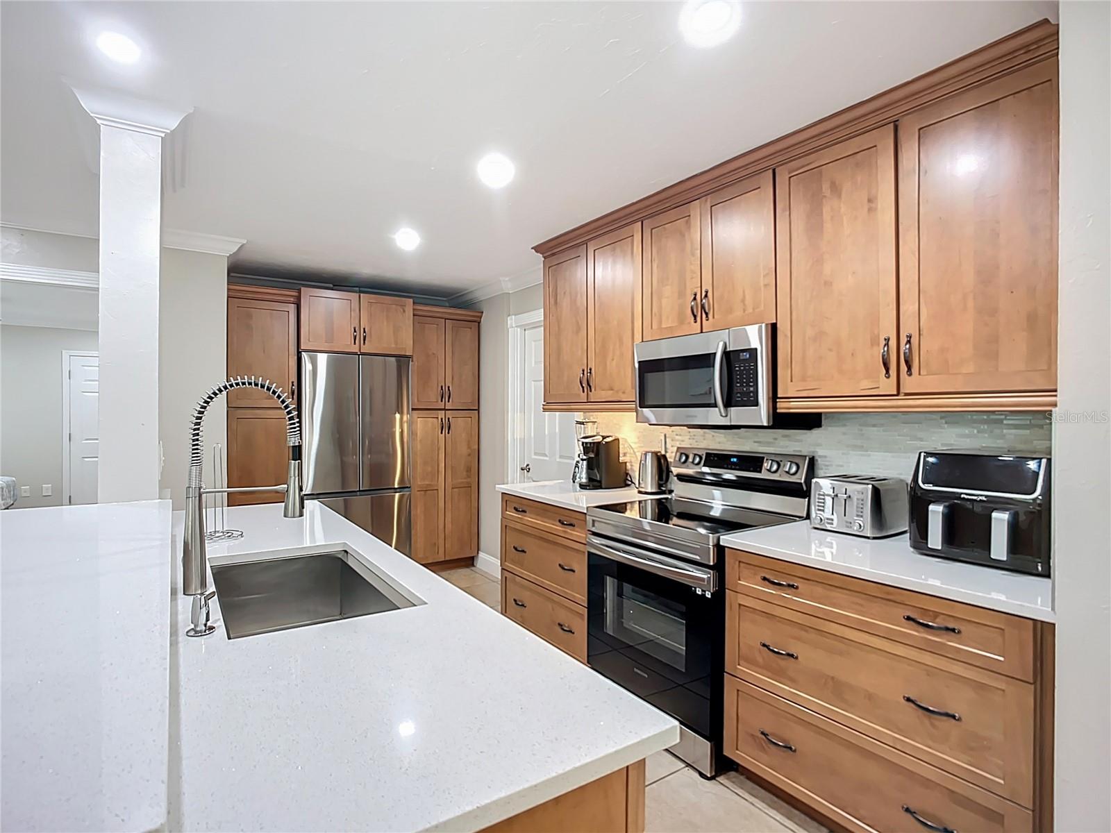 Image 14 of 97 For 2424 Whippoorwill Circle