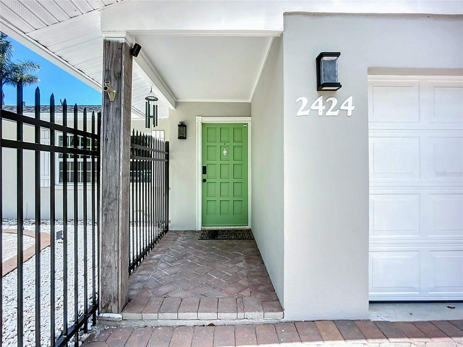 Image 3 of 97 For 2424 Whippoorwill Circle