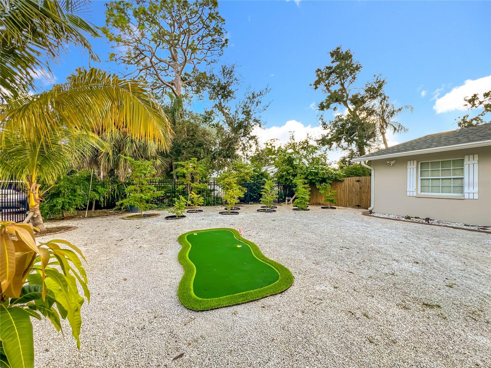 Image 48 of 97 For 2424 Whippoorwill Circle