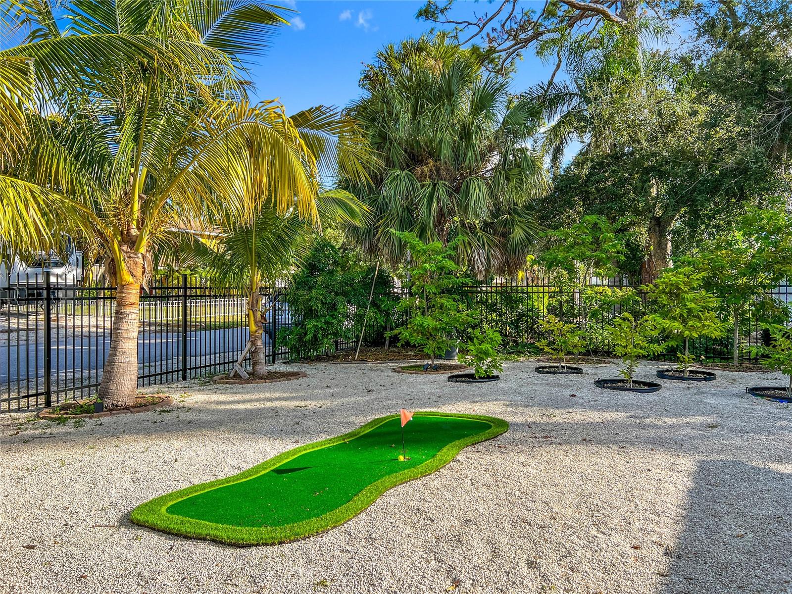 Image 49 of 97 For 2424 Whippoorwill Circle