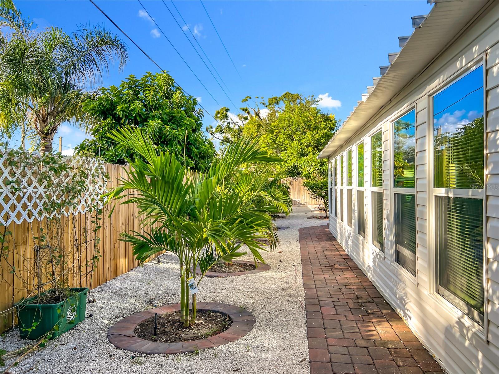 Image 85 of 97 For 2424 Whippoorwill Circle