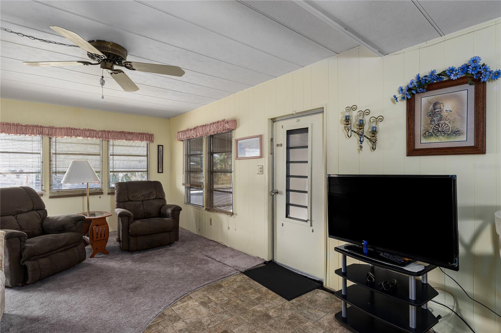 Image 7 of 26 For 3326 Bernadette Drive