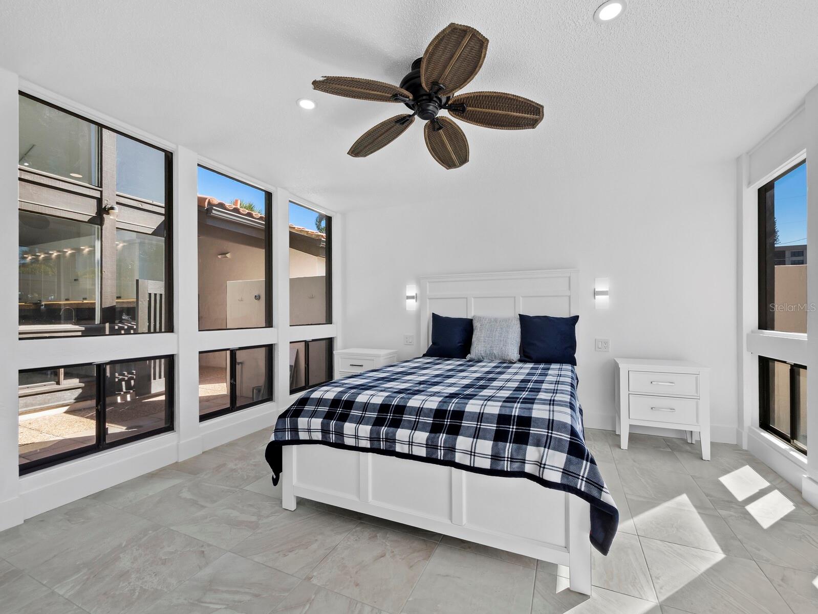 Image 22 of 55 For 800 Blvd Of The Presidents 19