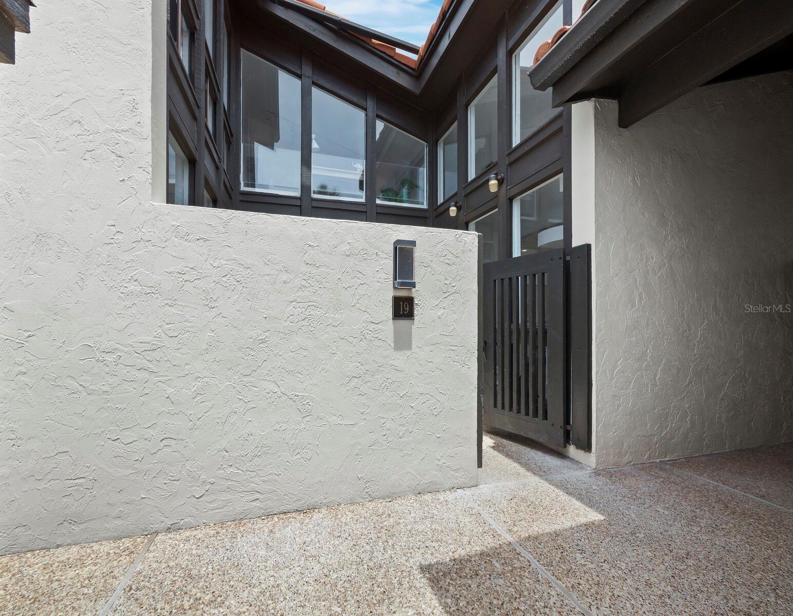 Image 33 of 55 For 800 Blvd Of The Presidents 19