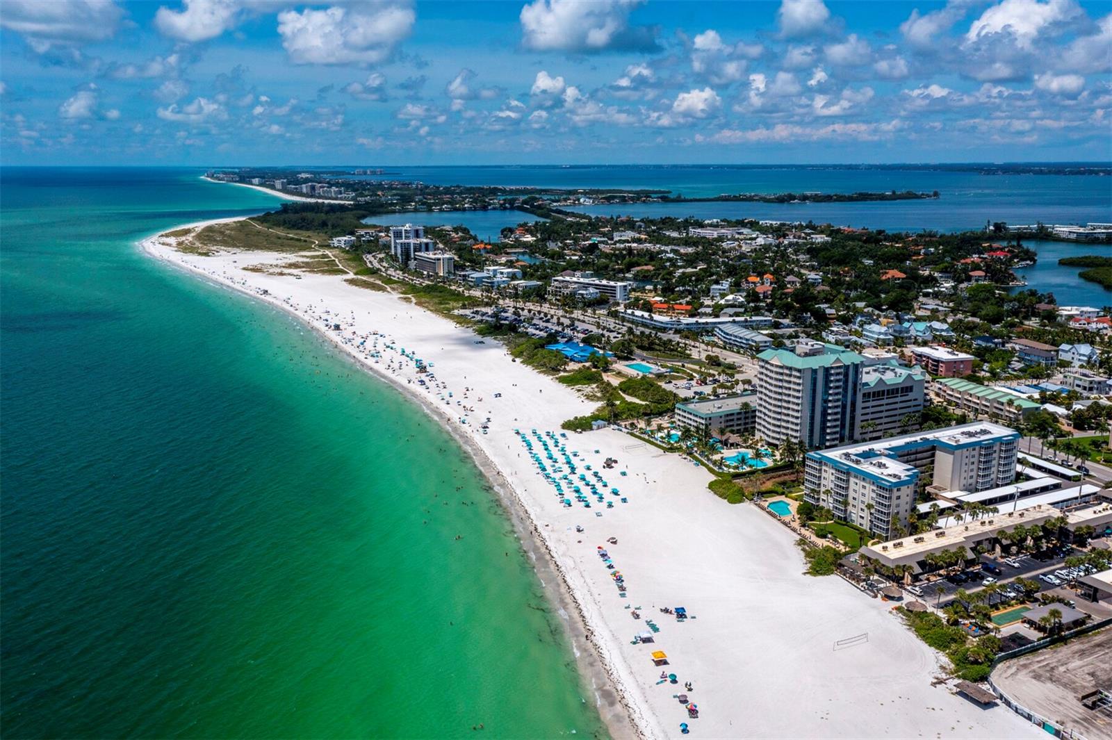 Image 44 of 55 For 800 Blvd Of The Presidents 19