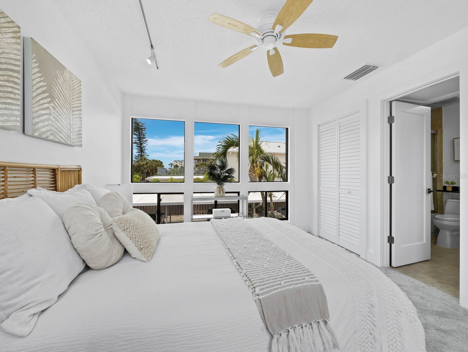 Image 9 of 55 For 800 Blvd Of The Presidents 19