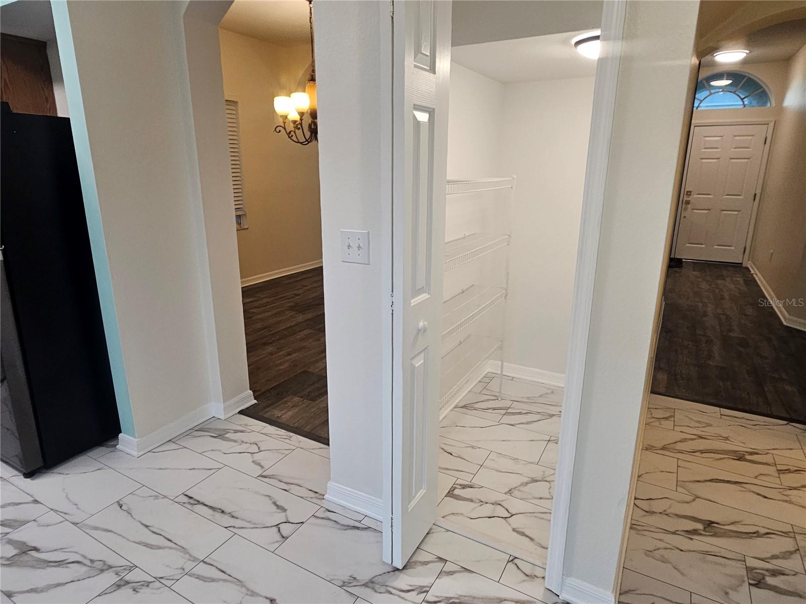 Image 7 of 25 For 25102 Geddy Drive