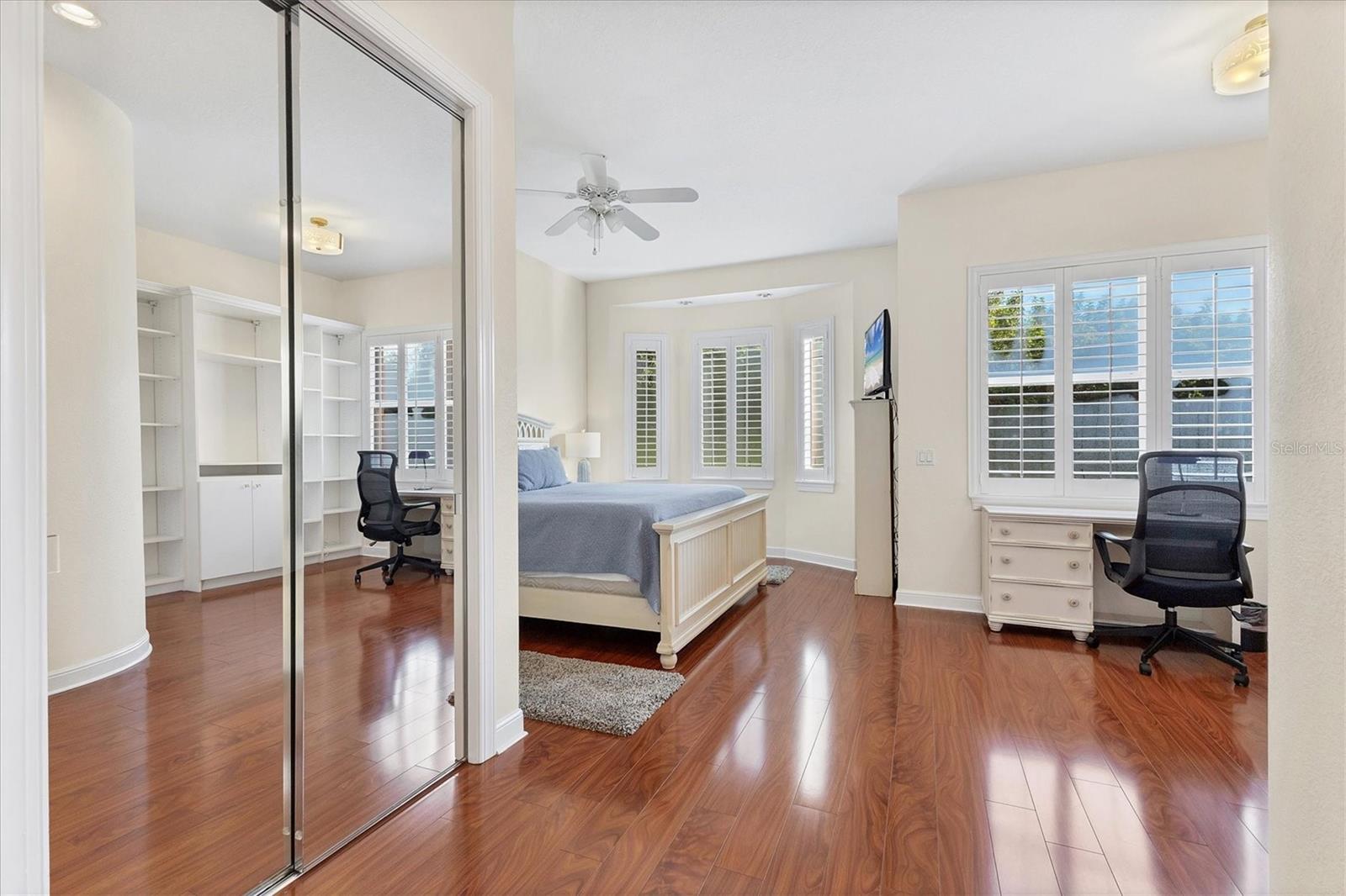 Image 13 of 39 For 5425 46th Court W