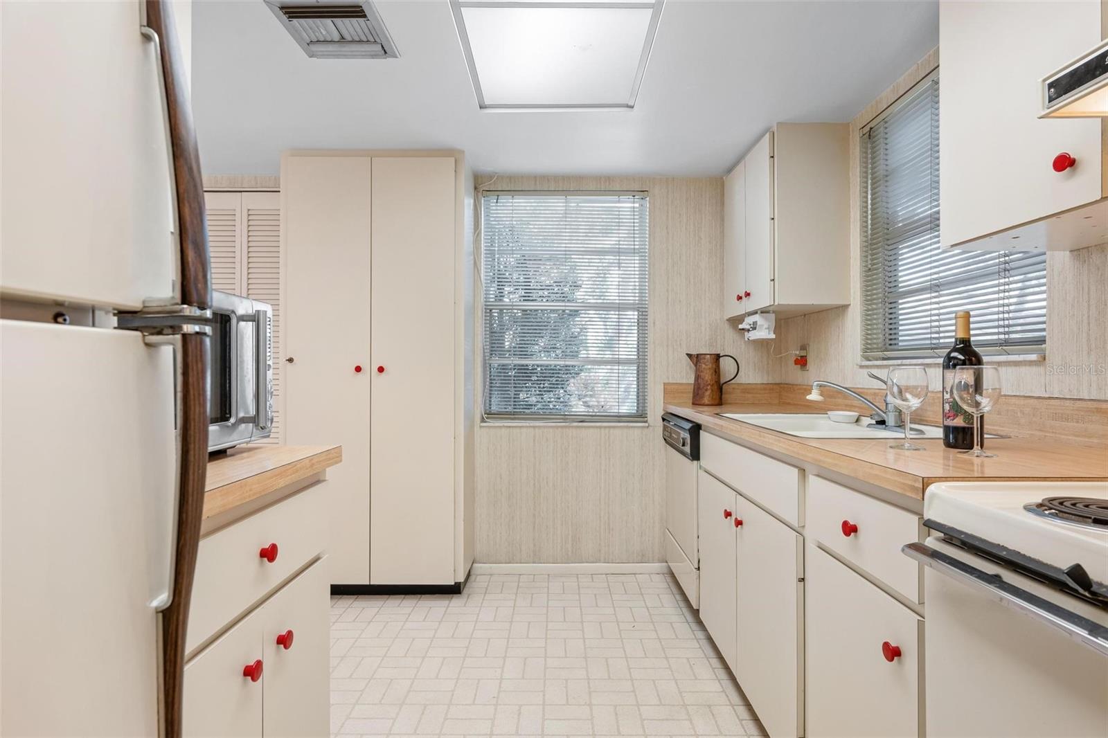 Image 14 of 50 For 1235 Tallywood Drive 7013