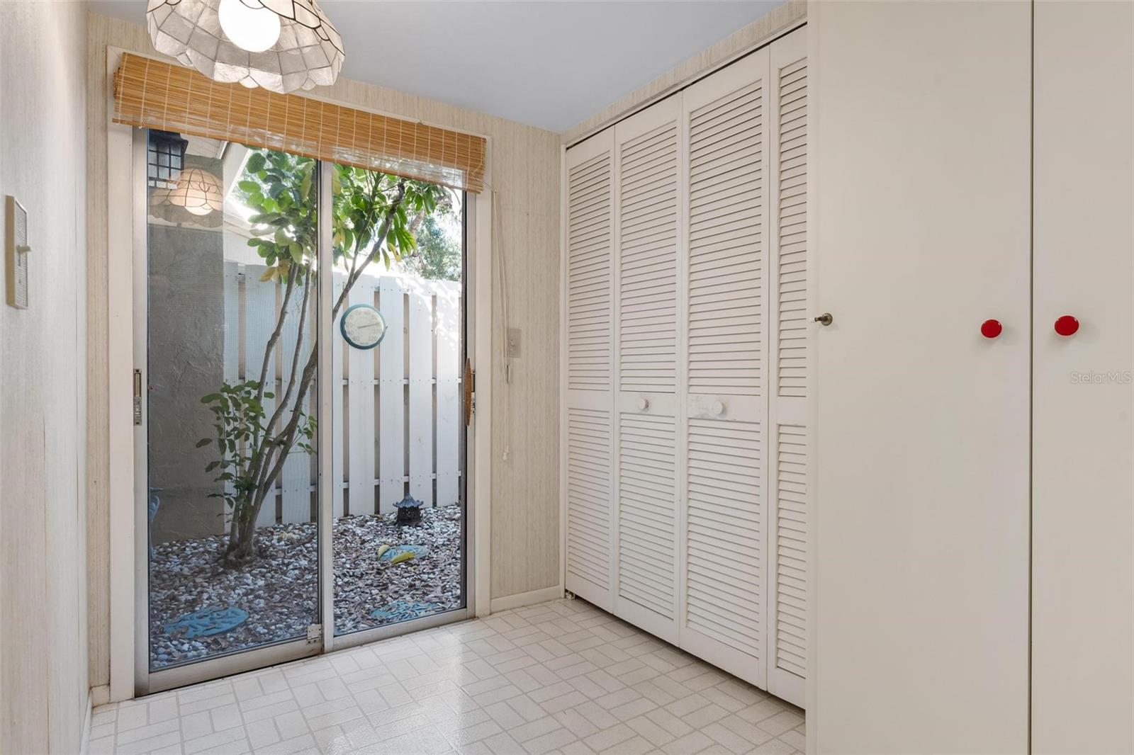 Image 16 of 50 For 1235 Tallywood Drive 7013