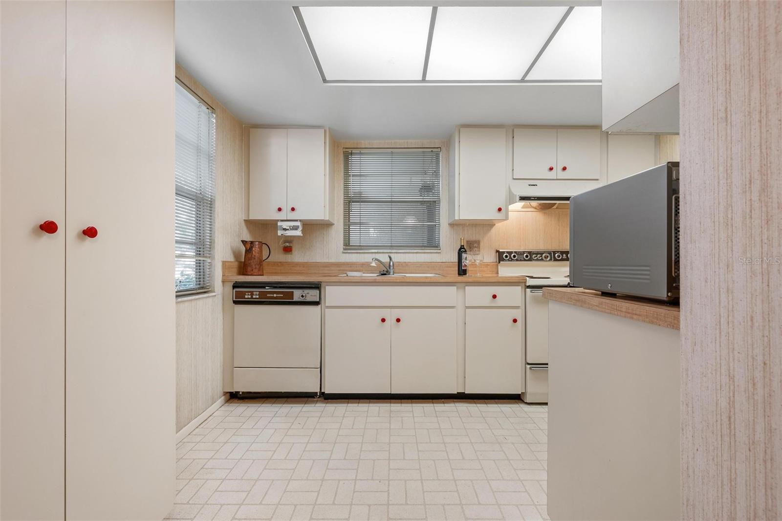 Image 18 of 50 For 1235 Tallywood Drive 7013