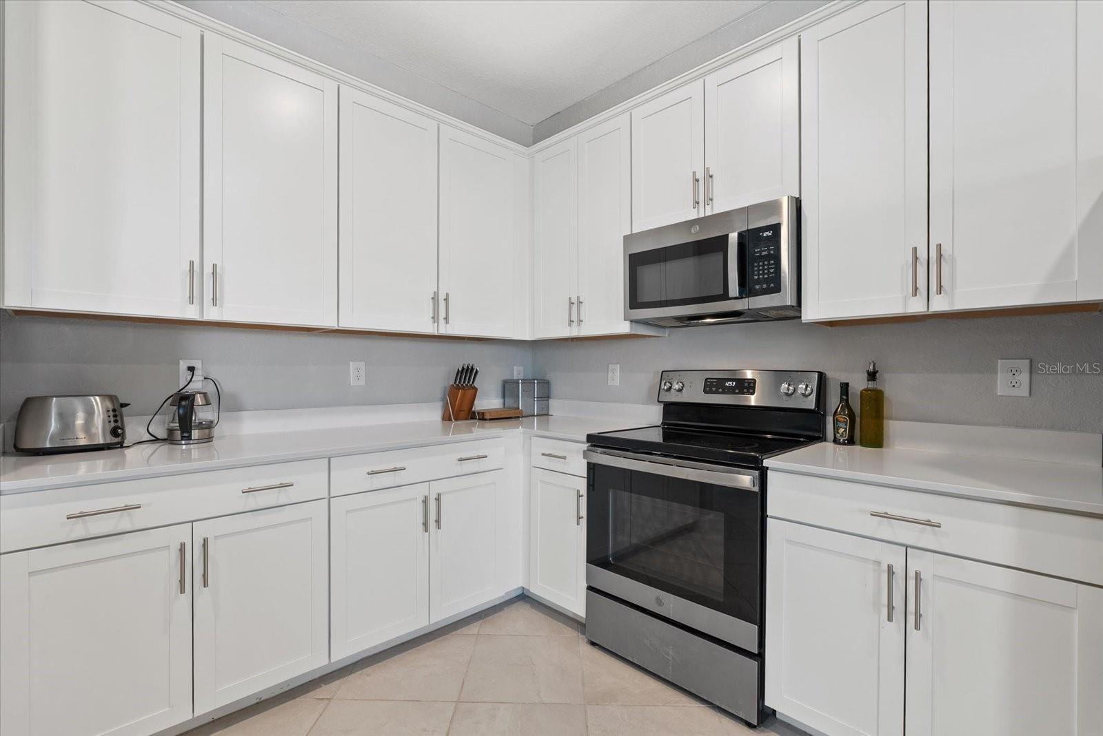 Image 25 of 62 For 8566 Saint Kitts Circle