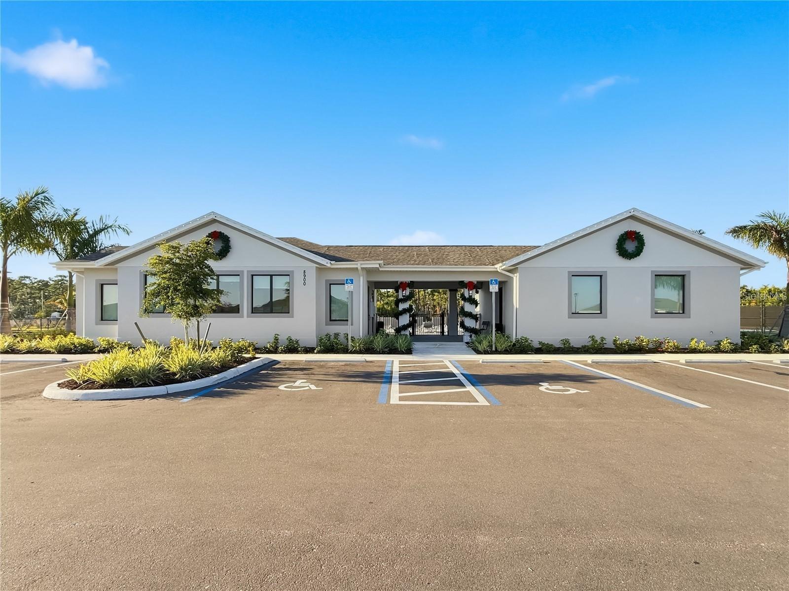 Image 47 of 62 For 8566 Saint Kitts Circle