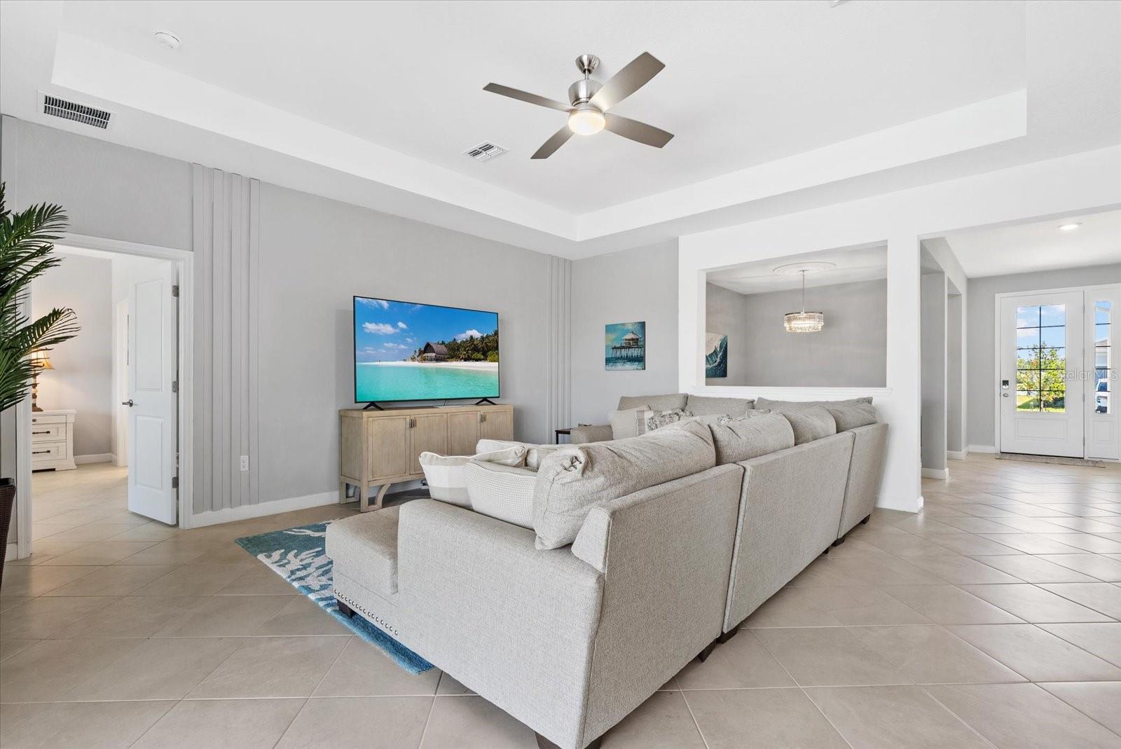 Image 6 of 62 For 8566 Saint Kitts Circle