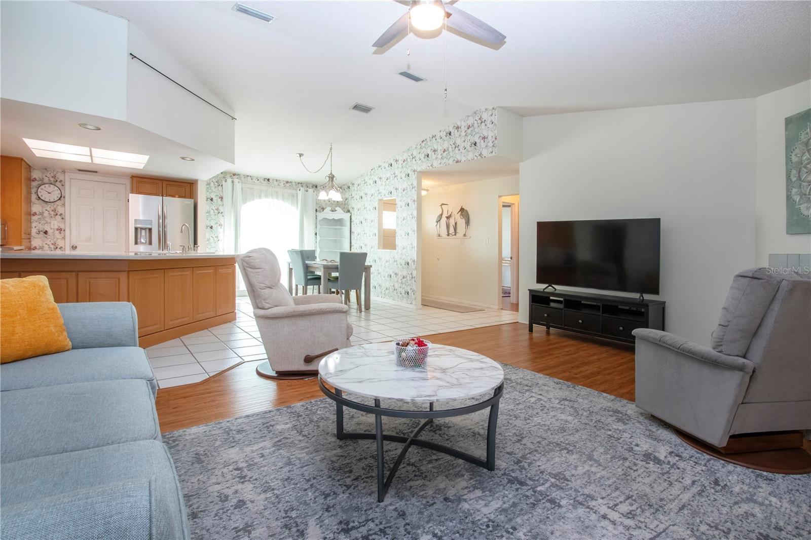 Image 13 of 48 For 1606 Loghill Place