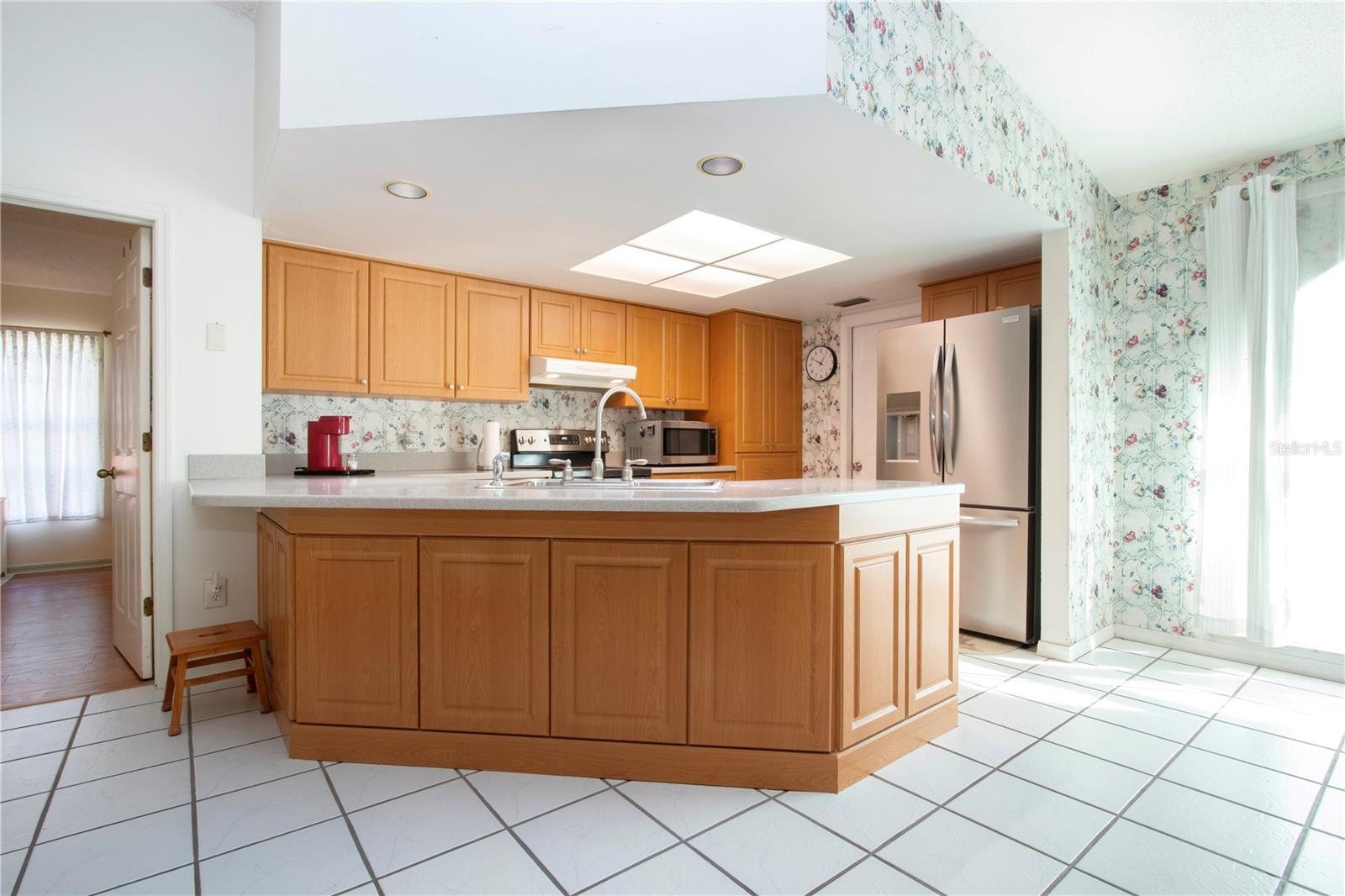 Image 19 of 48 For 1606 Loghill Place