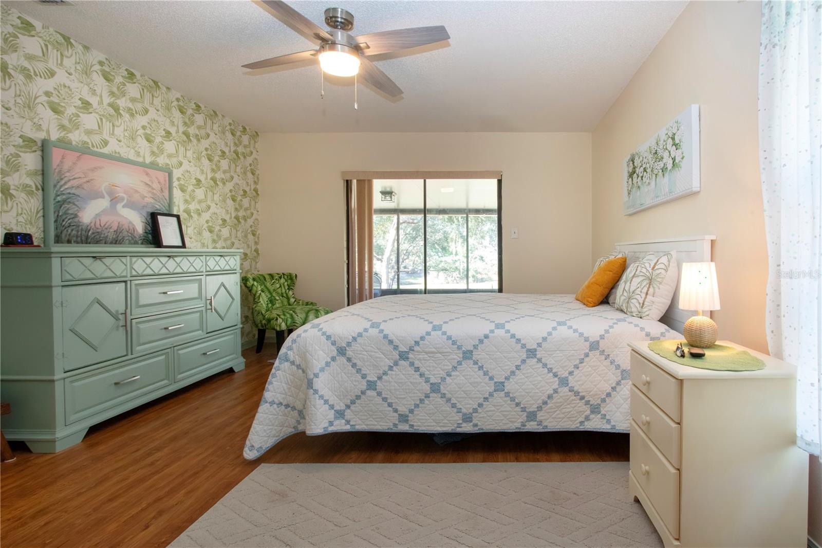 Image 24 of 48 For 1606 Loghill Place