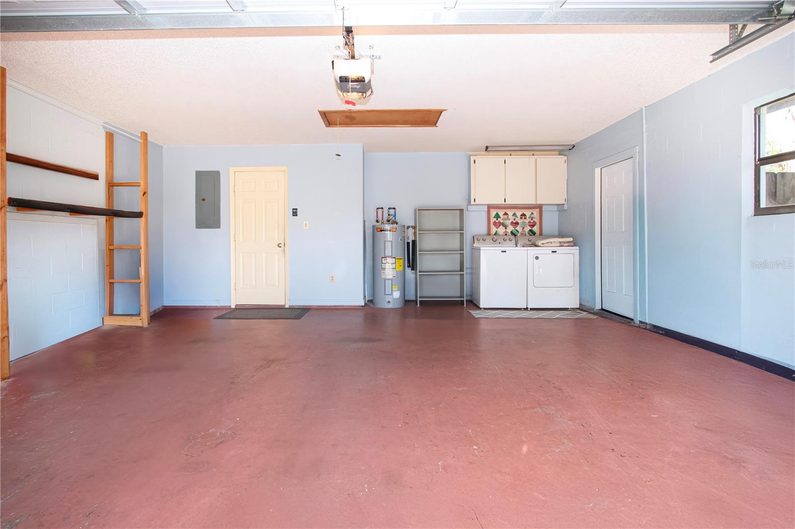 Image 40 of 48 For 1606 Loghill Place