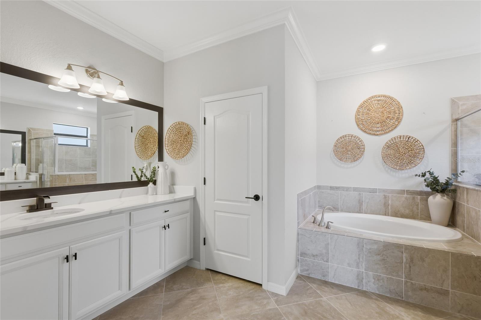 Image 26 of 67 For 11502 Autumn Leaf Way