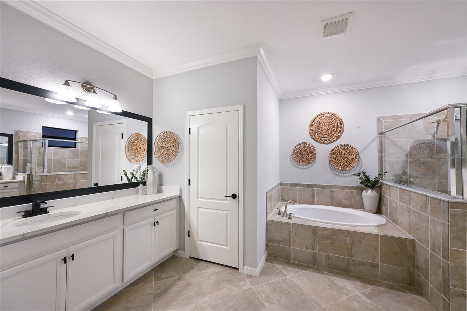 Image 56 of 67 For 11502 Autumn Leaf Way