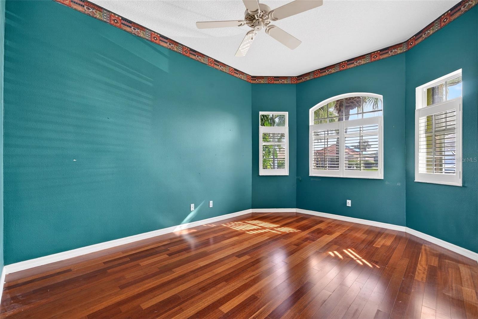 Image 13 of 45 For 5121 Flagstone Drive