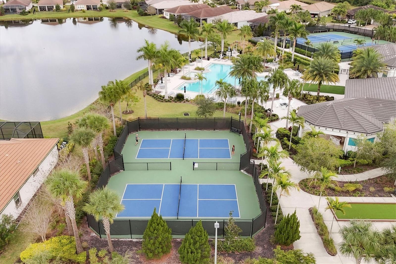 Image 33 of 39 For 8733 Rain Song Road