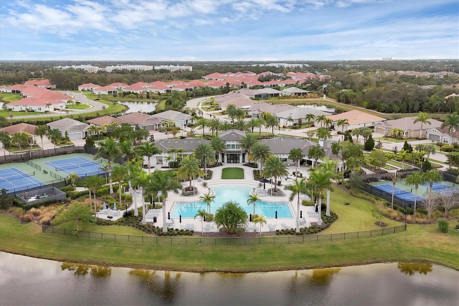 Image 35 of 39 For 8733 Rain Song Road