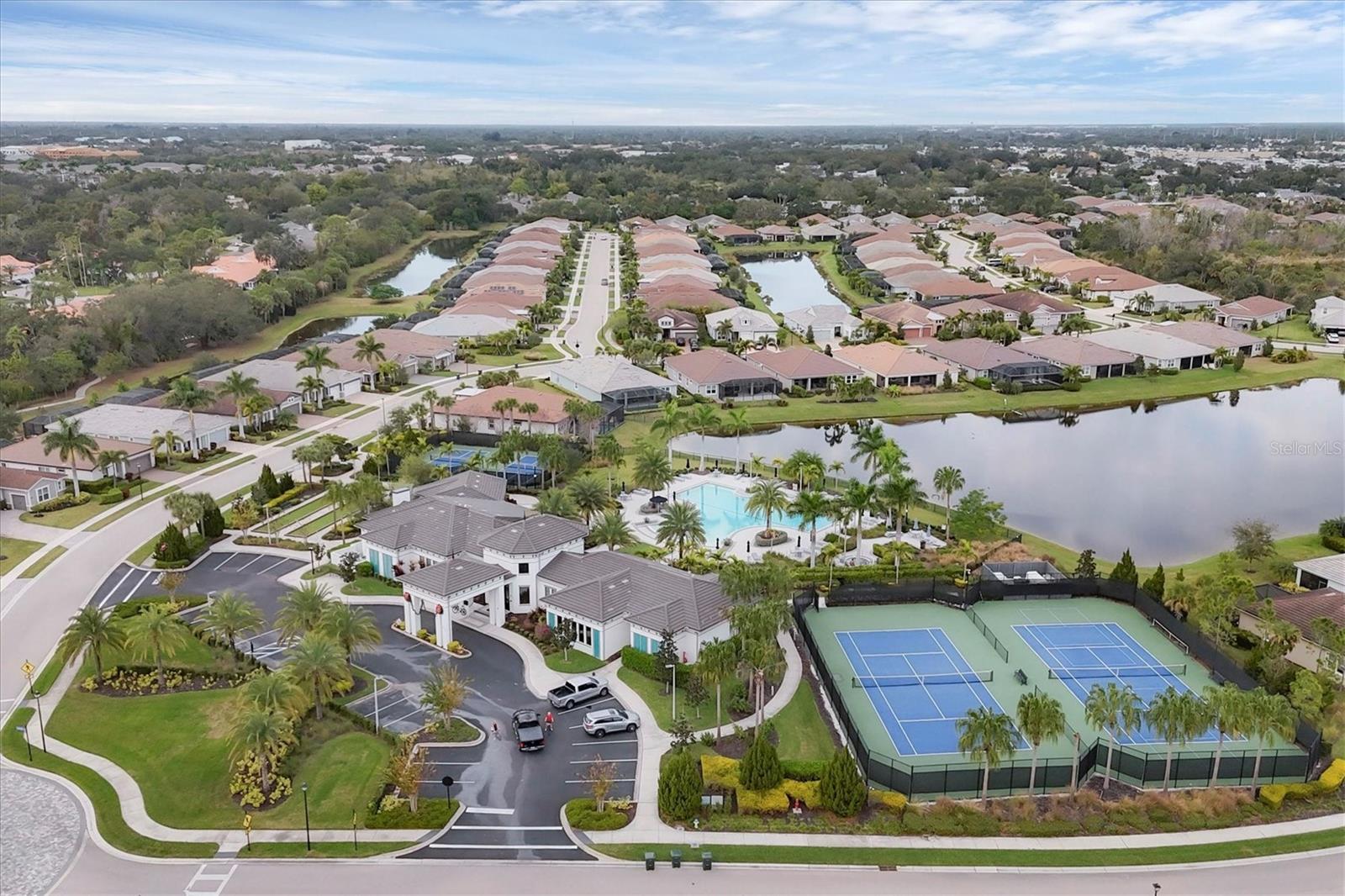 Image 36 of 39 For 8733 Rain Song Road