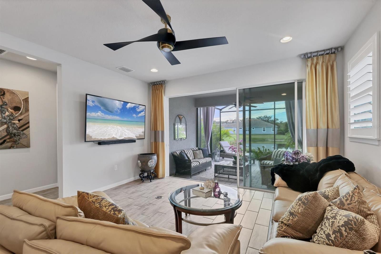 Image 4 of 39 For 8733 Rain Song Road