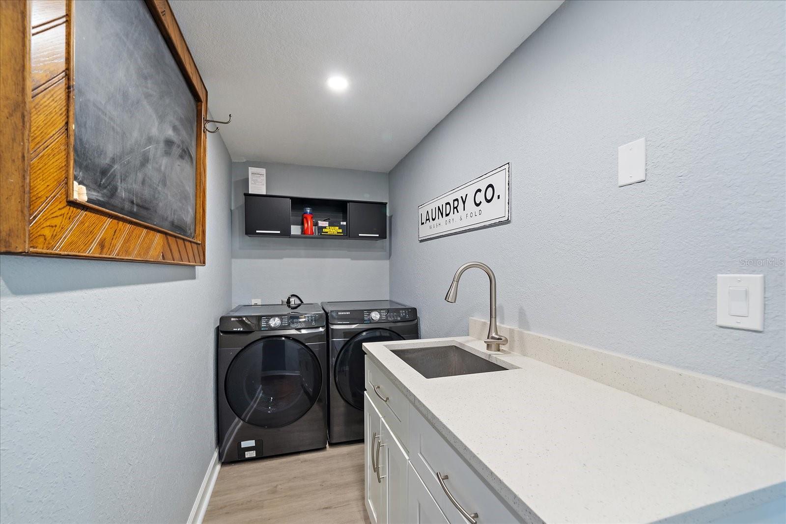 Image 27 of 36 For 6841 Roxbury Drive