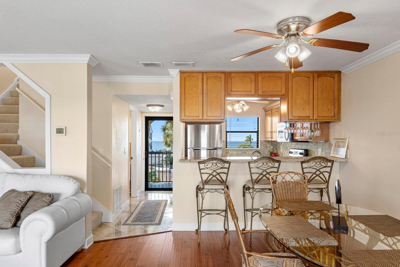 Image 11 of 49 For 907 Bahia Del Sol Drive 907