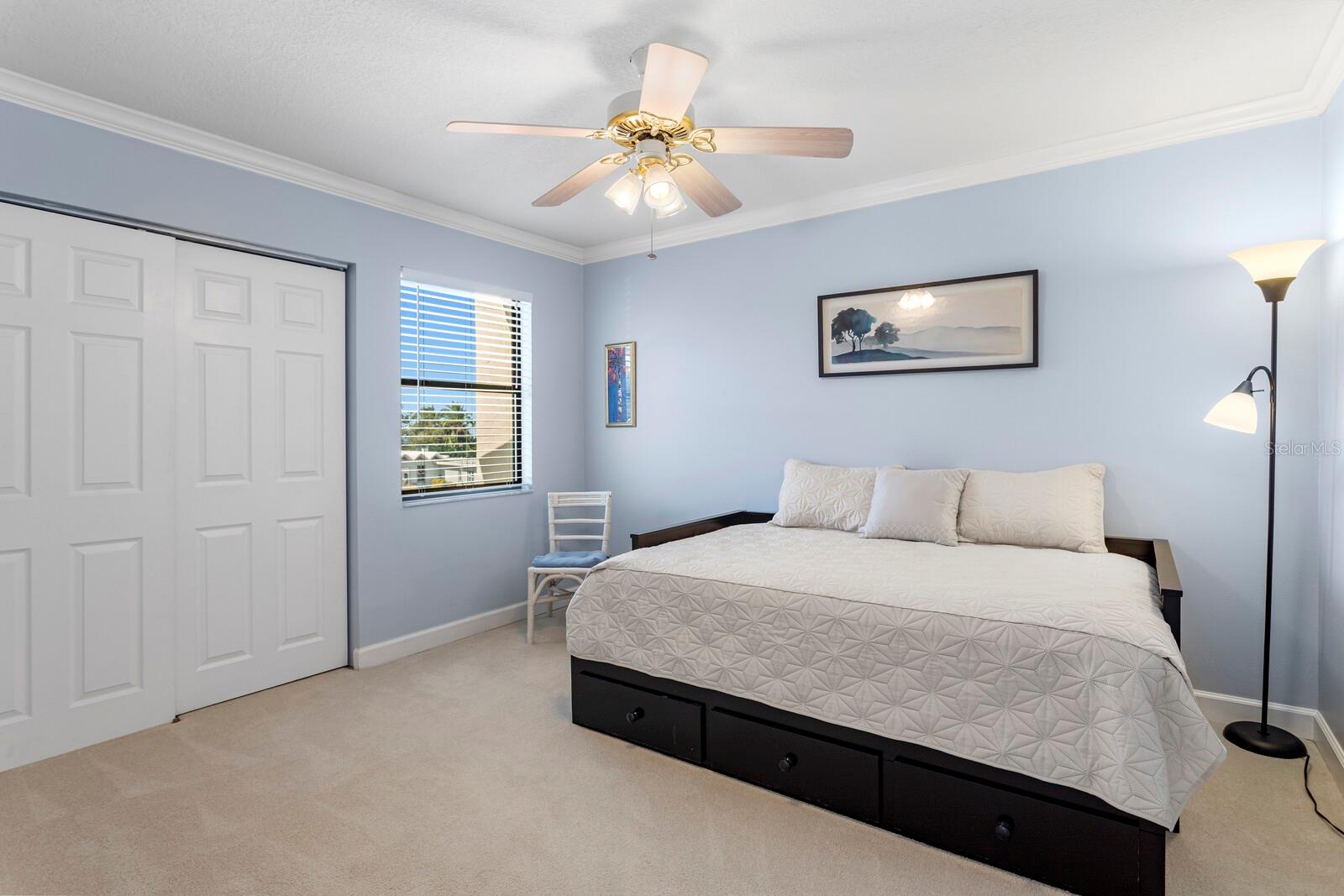 Image 20 of 49 For 907 Bahia Del Sol Drive 907