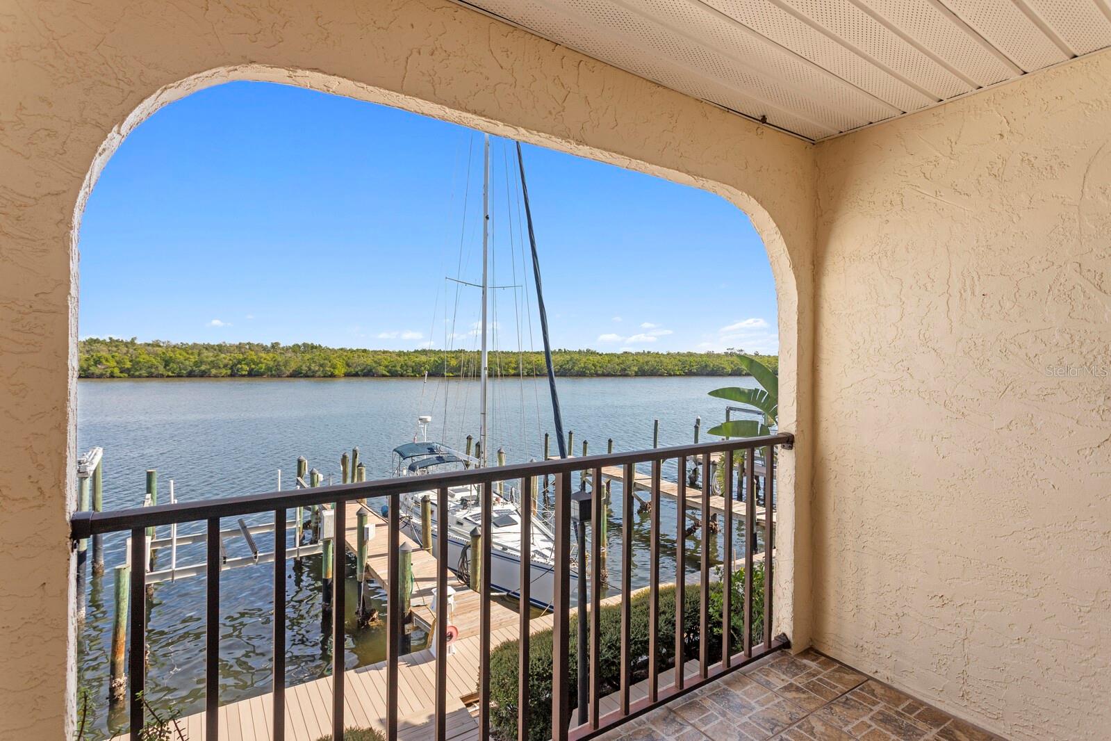 Image 25 of 49 For 907 Bahia Del Sol Drive 907