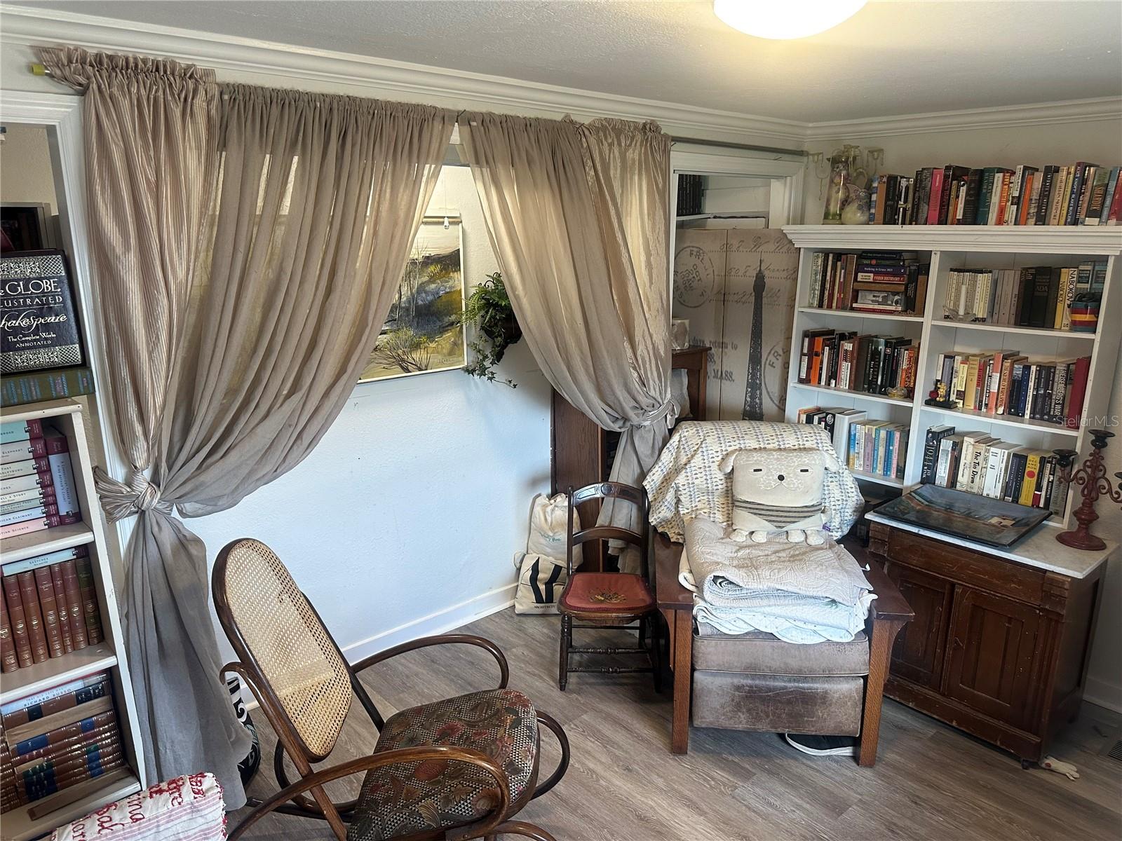 Image 18 of 20 For 204 52nd Avenue Plaza E