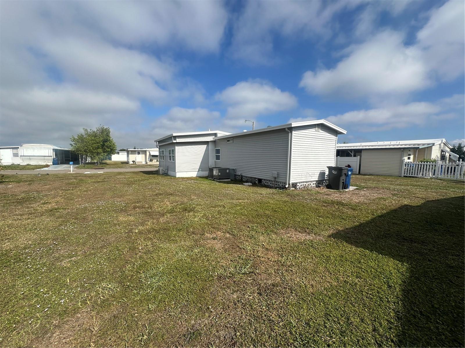 Image 4 of 20 For 204 52nd Avenue Plaza E