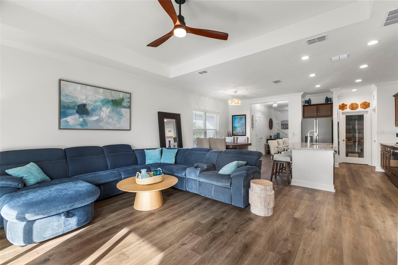 Image 2 of 48 For 2637 Star Apple Way