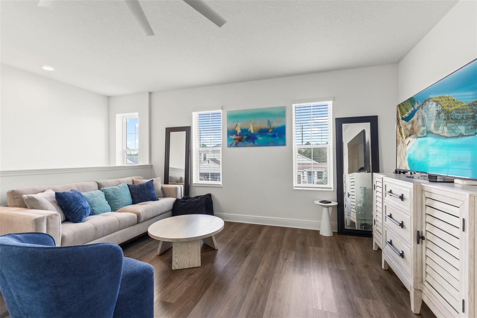 Image 20 of 48 For 2637 Star Apple Way