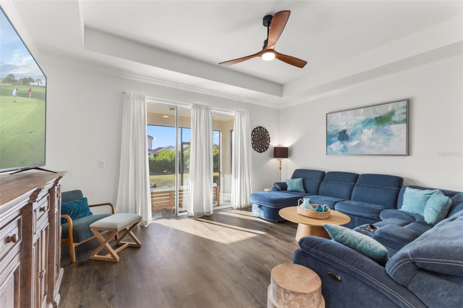 Image 3 of 48 For 2637 Star Apple Way