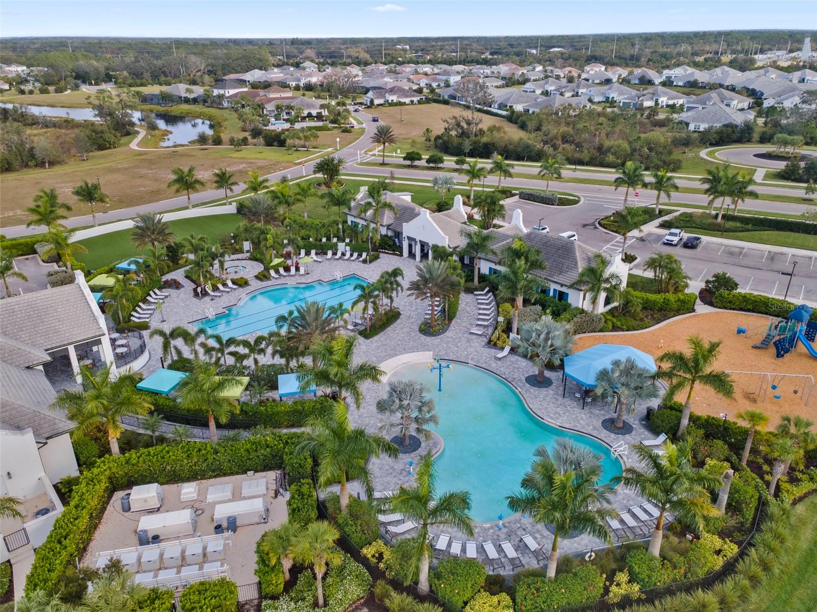 Image 34 of 48 For 2637 Star Apple Way