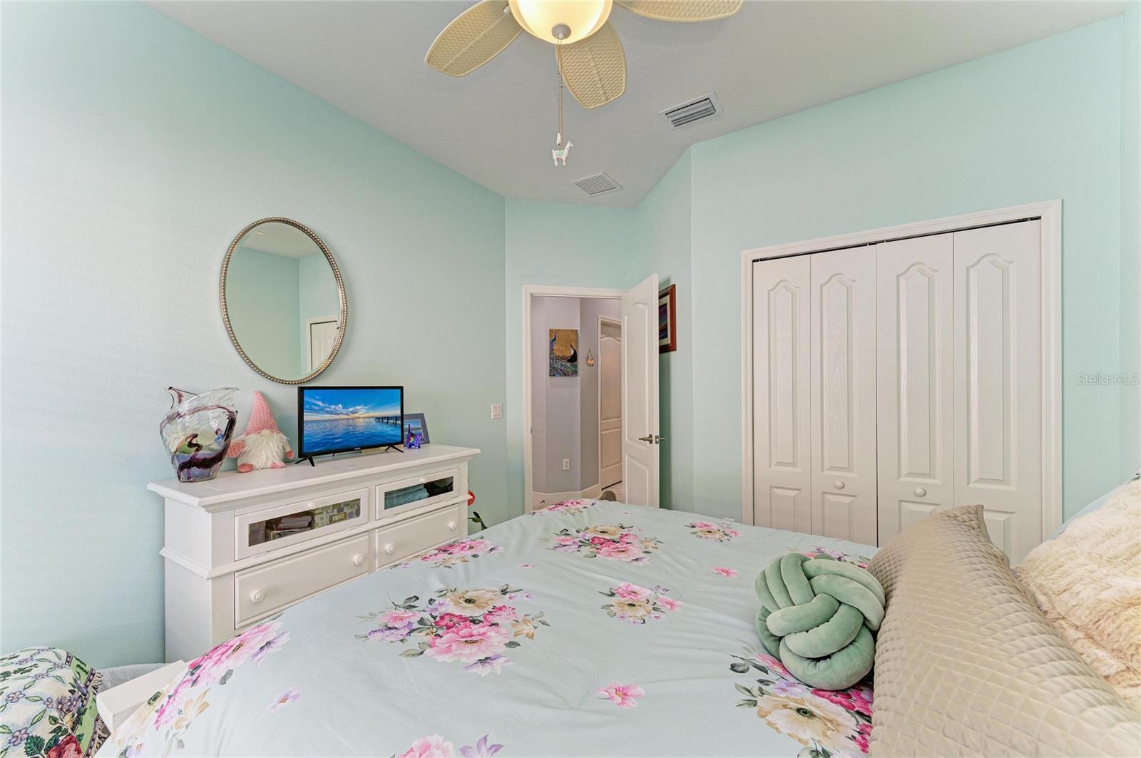 Image 26 of 67 For 7735 Ridgelake Circle