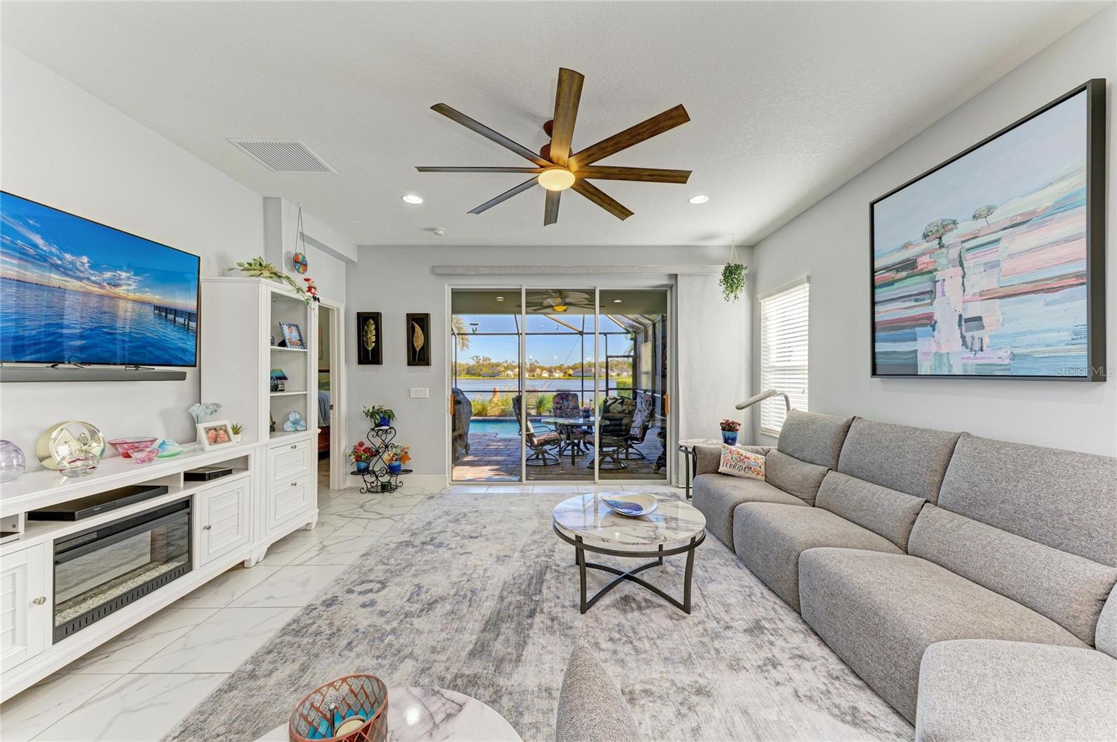 Image 32 of 67 For 7735 Ridgelake Circle