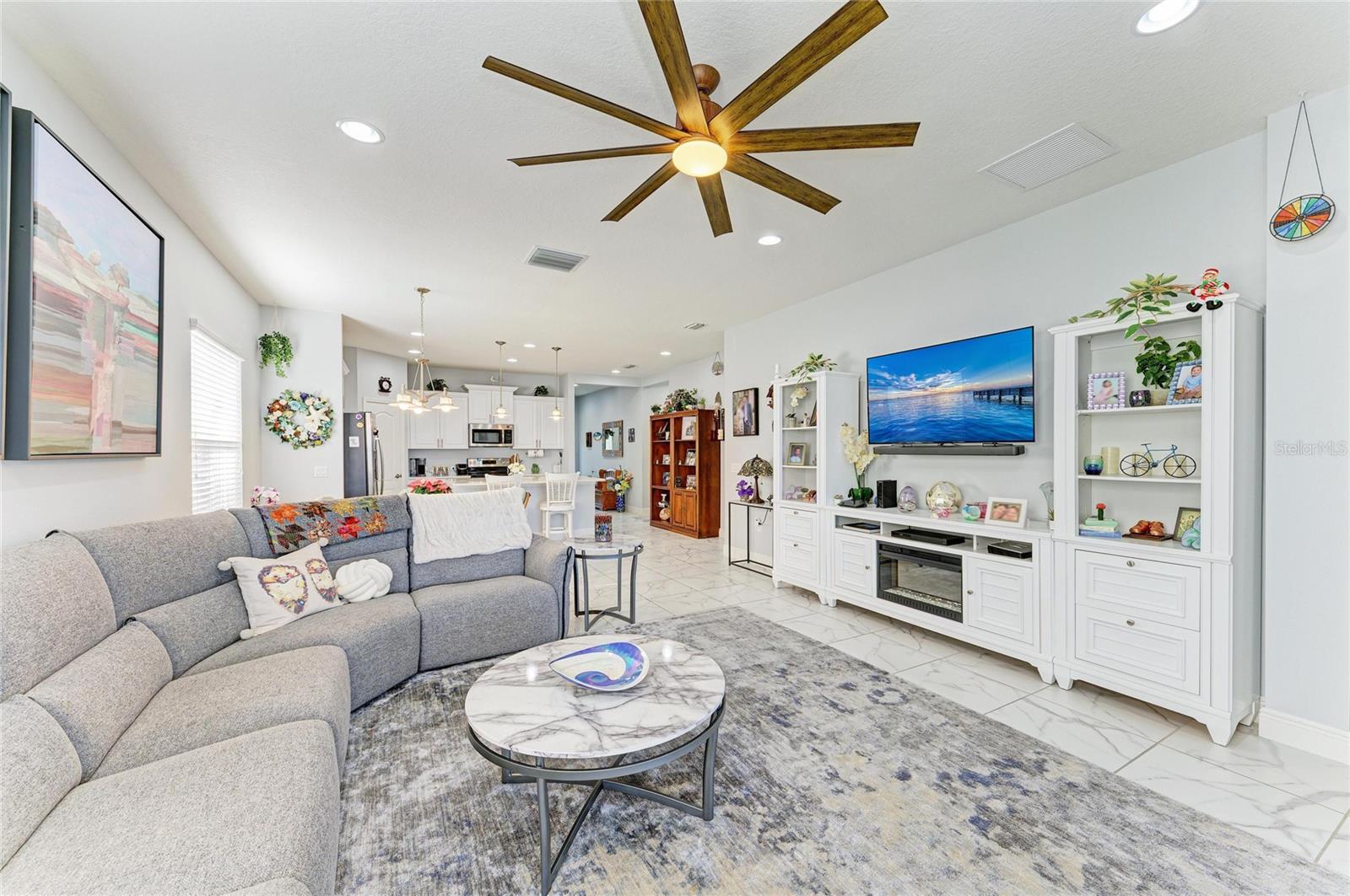 Image 33 of 67 For 7735 Ridgelake Circle