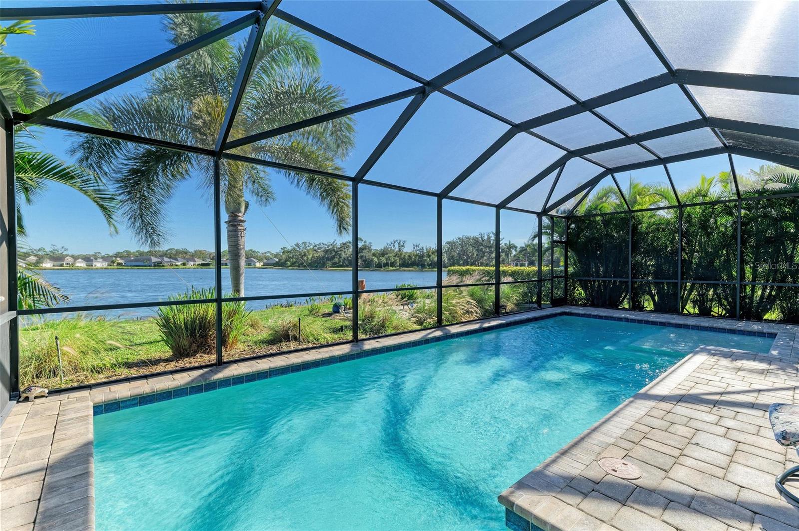 Image 5 of 67 For 7735 Ridgelake Circle