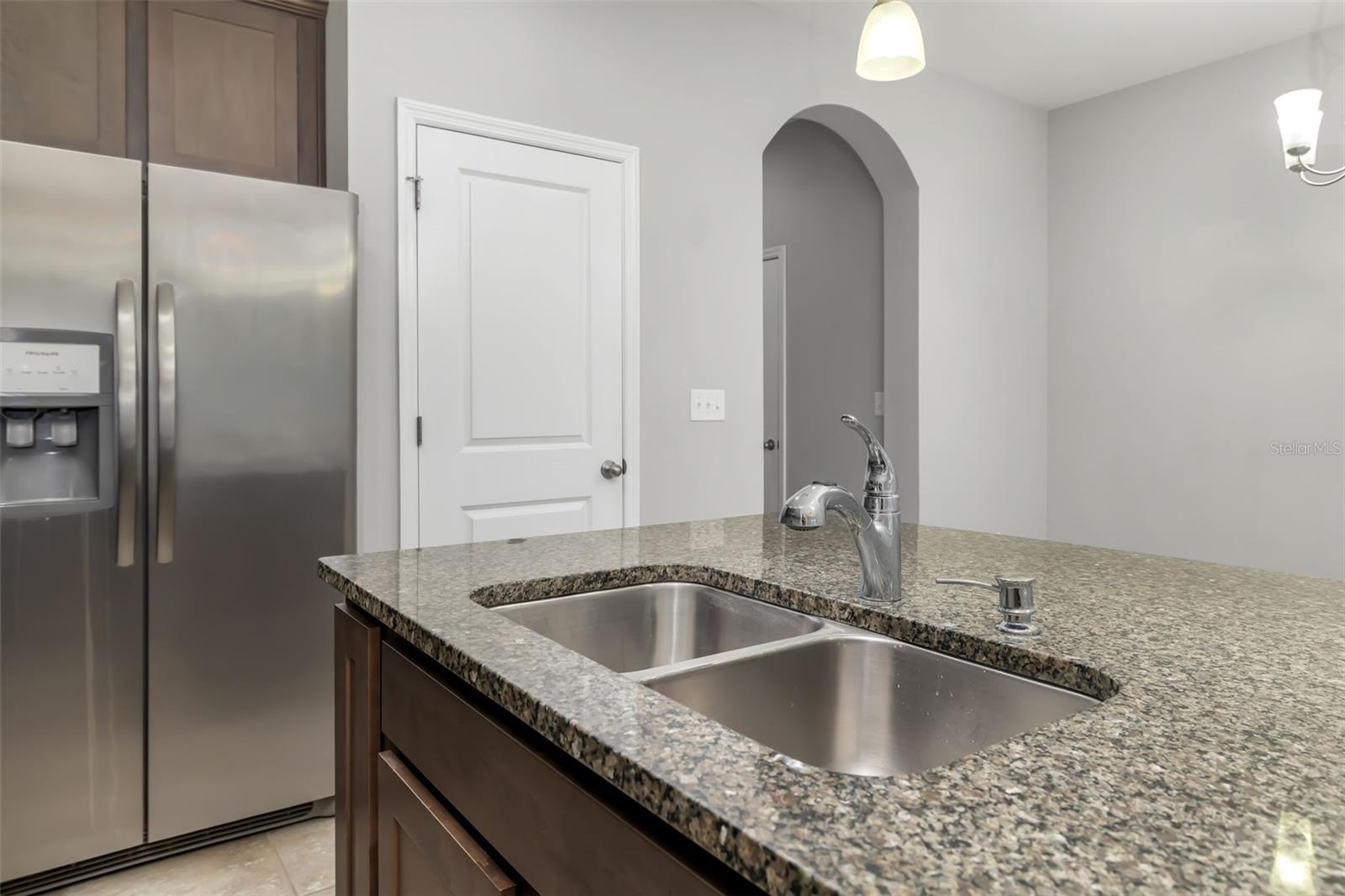 Image 15 of 54 For 2651 Midnight Pearl Drive